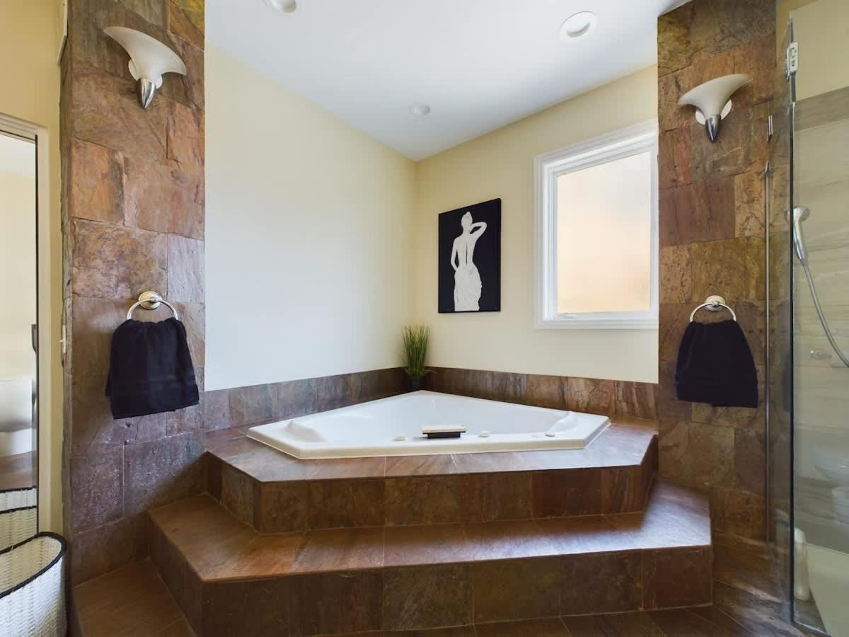 Luxe 4Br With Hot Tub & Game Room 시카고 외부 사진