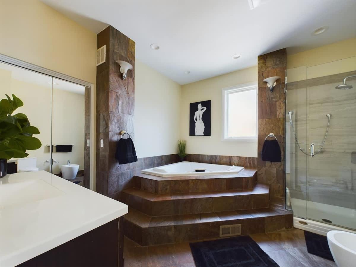 Luxe 4Br With Hot Tub & Game Room 시카고 외부 사진